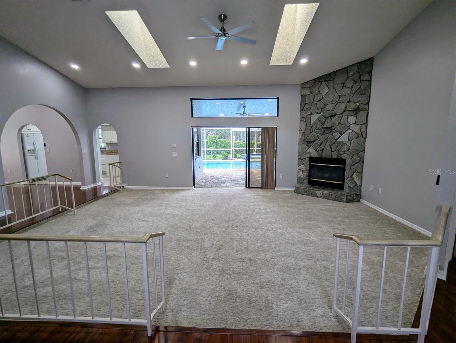 GLEN LAKES PH 1 - Residential Lease