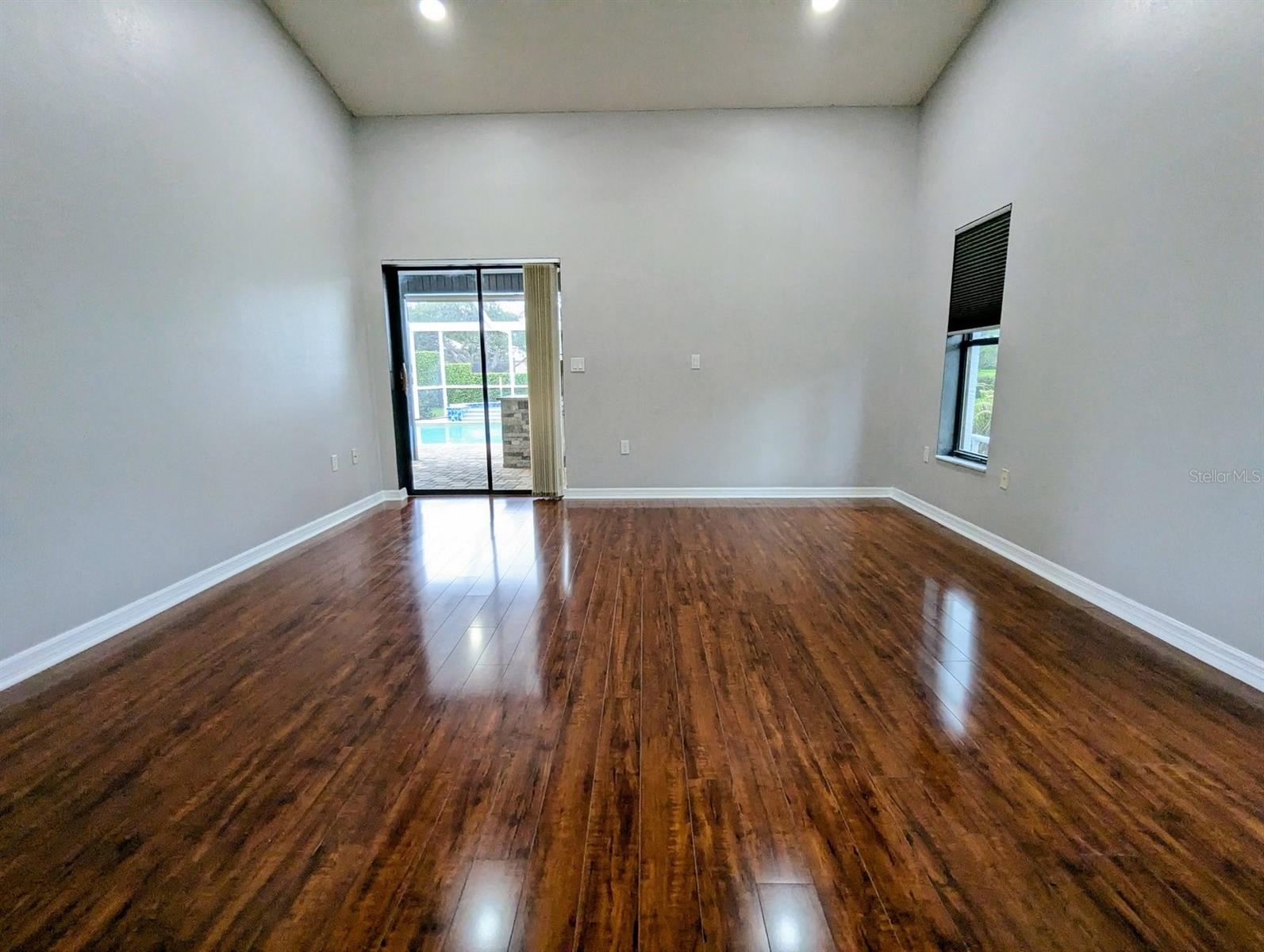 GLEN LAKES PH 1 - Residential Lease