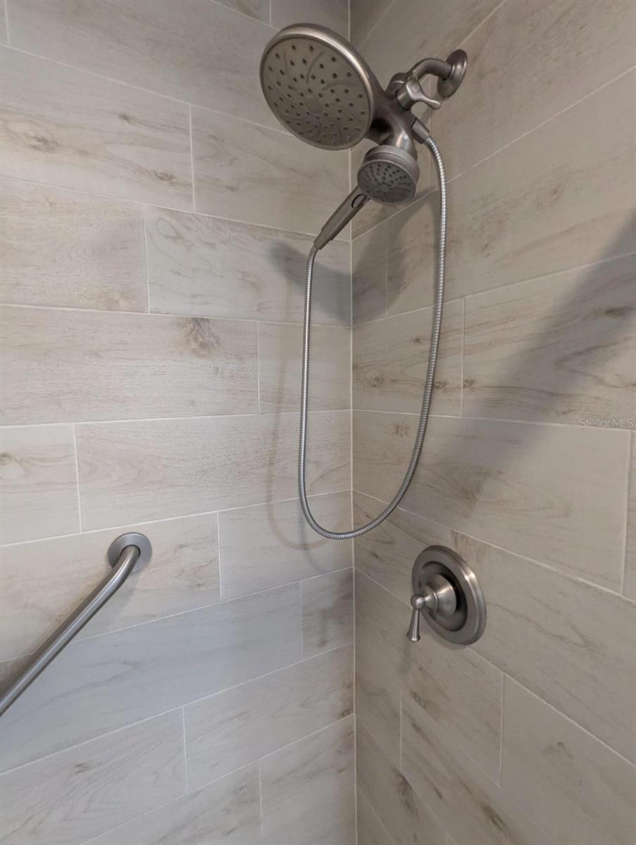 GLEN LAKES PH 1 - Residential Lease