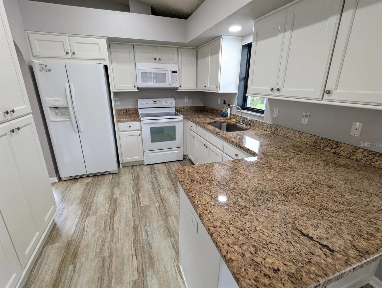 GLEN LAKES PH 1 - Residential Lease