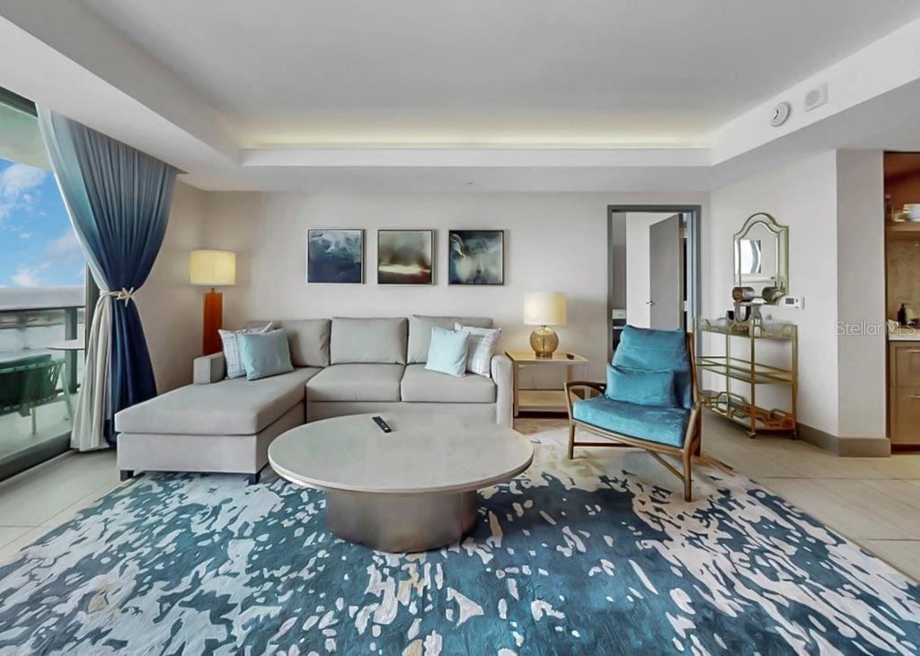 ENCHANTMENT CLEARWATER BEACH HOTEL CONDO - Residential