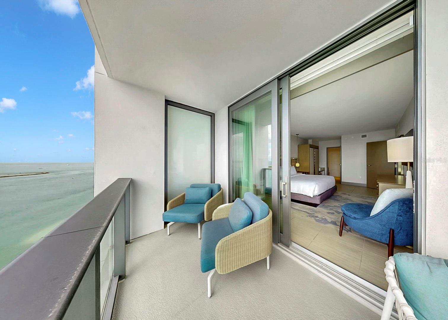 ENCHANTMENT CLEARWATER BEACH HOTEL CONDO - Residential