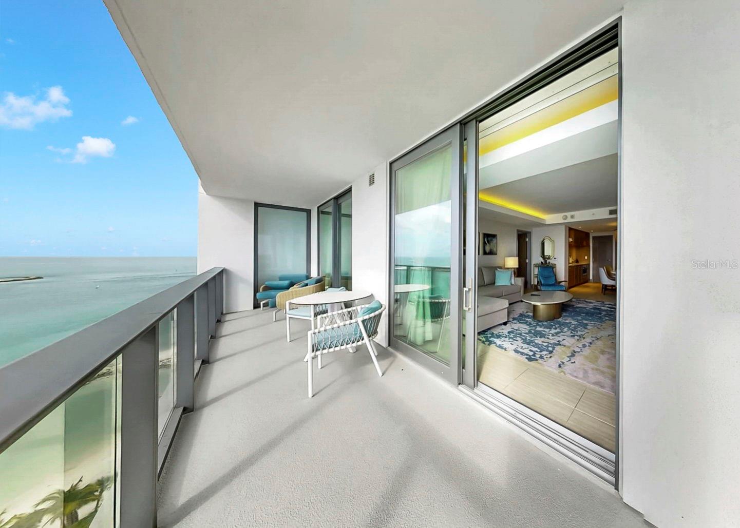 ENCHANTMENT CLEARWATER BEACH HOTEL CONDO - Residential