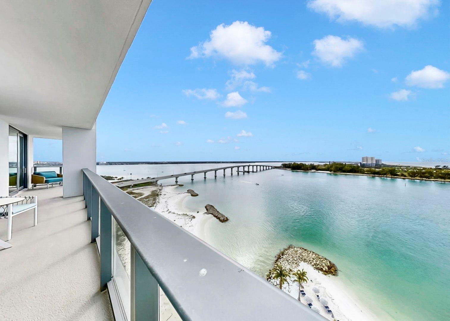 ENCHANTMENT CLEARWATER BEACH HOTEL CONDO - Residential