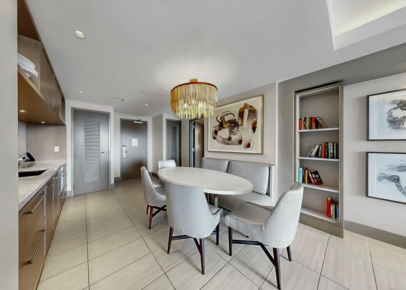 ENCHANTMENT CLEARWATER BEACH HOTEL CONDO - Residential