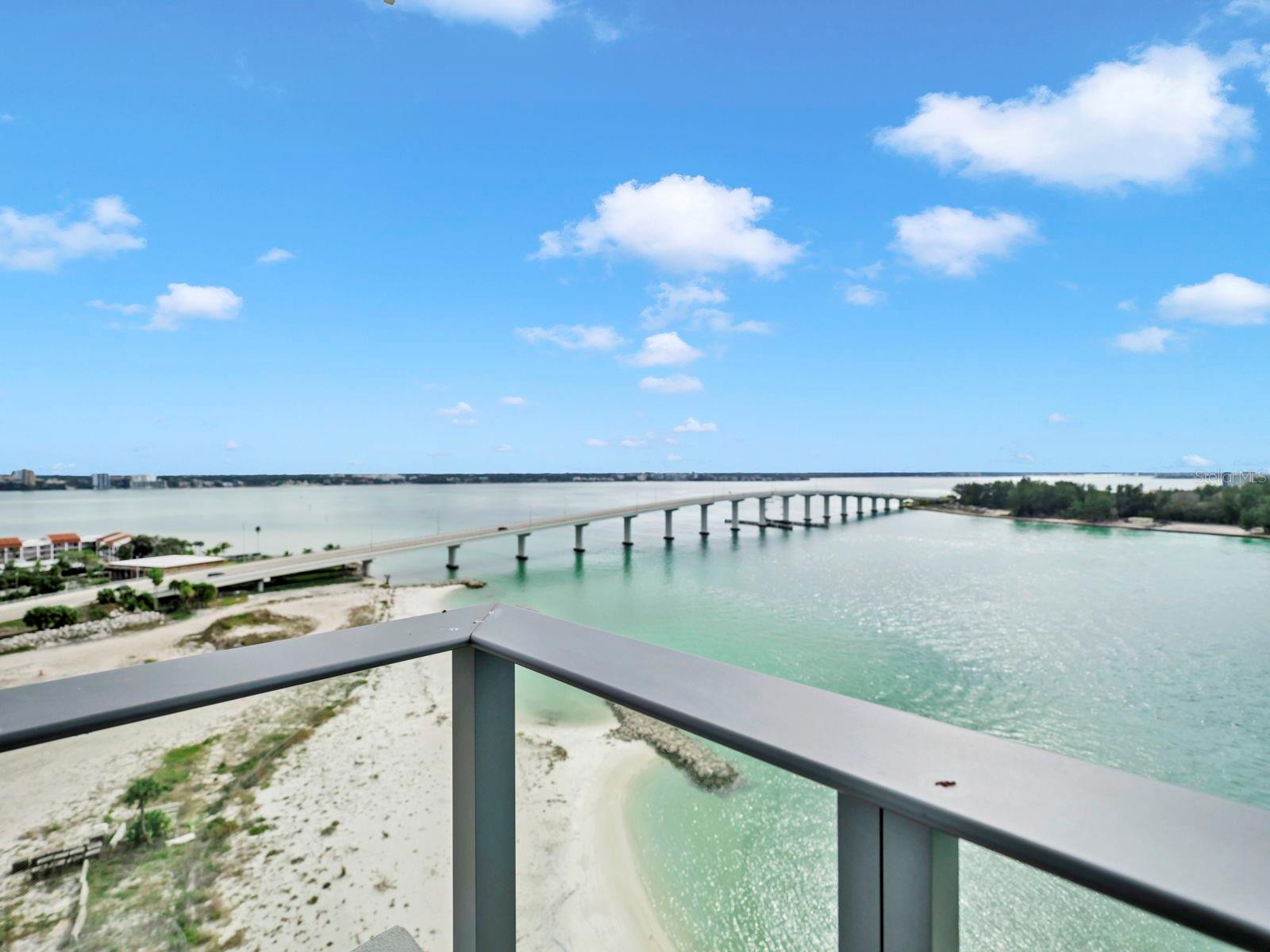 ENCHANTMENT CLEARWATER BEACH HOTEL CONDO - Residential