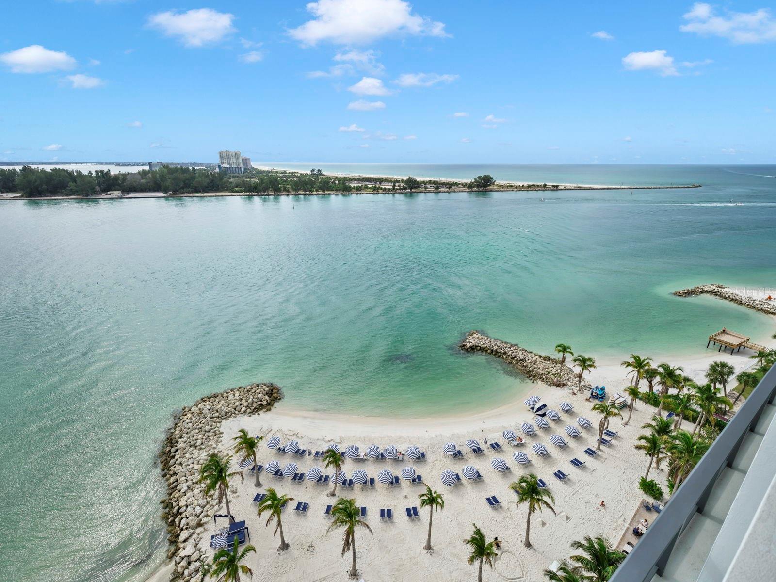 ENCHANTMENT CLEARWATER BEACH HOTEL CONDO - Residential