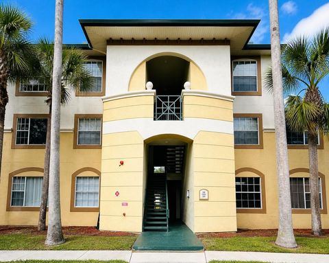 Photo of 17114 Carrington Park Drive #213, Tampa, FL 33647 (MLS # TB8504022)