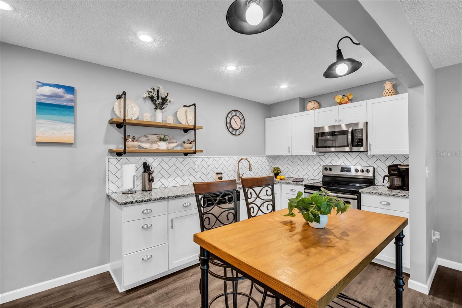 PINE RIDGE AT PALM HARBOR - Residential