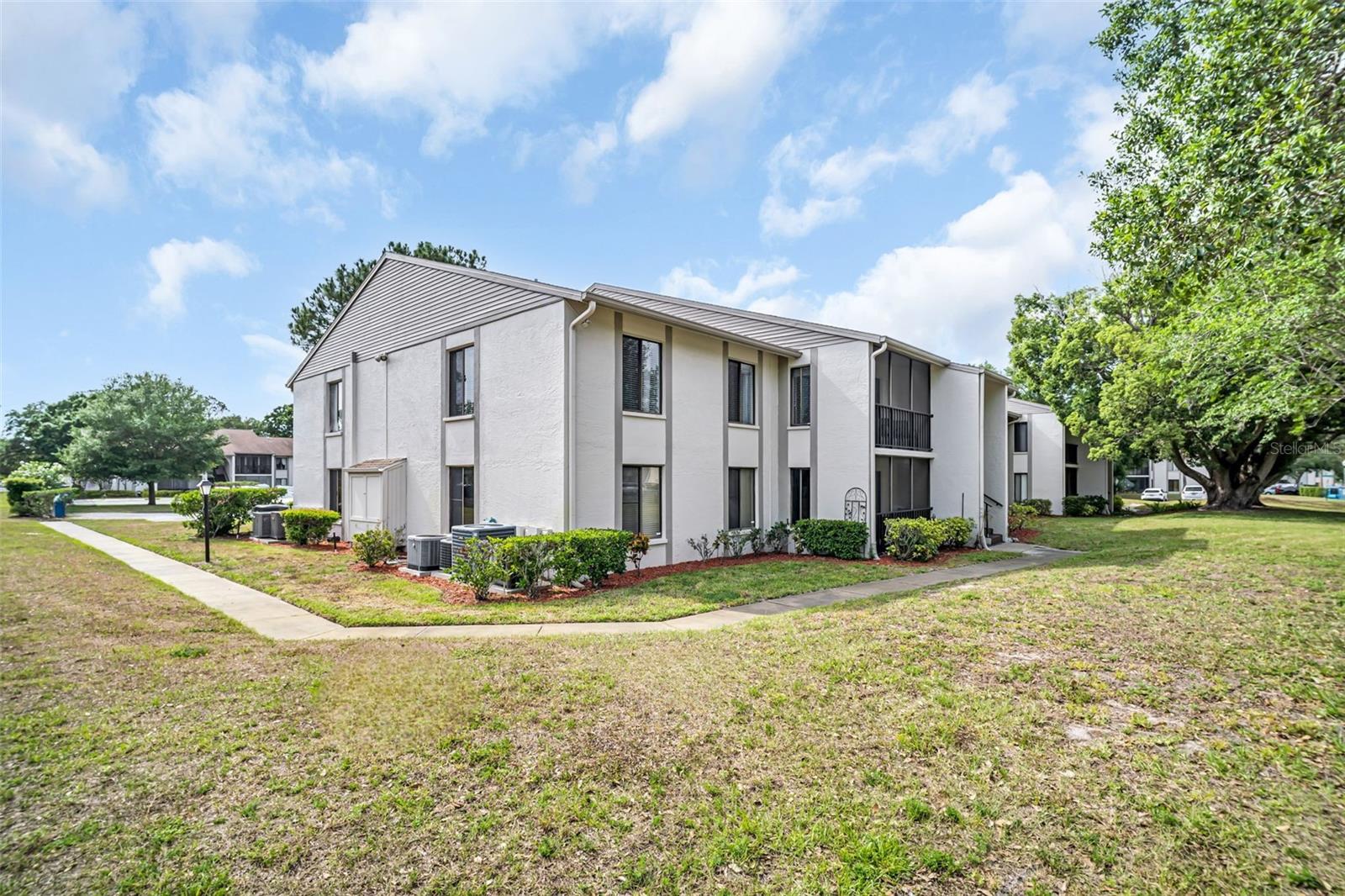 PINE RIDGE AT PALM HARBOR - Residential