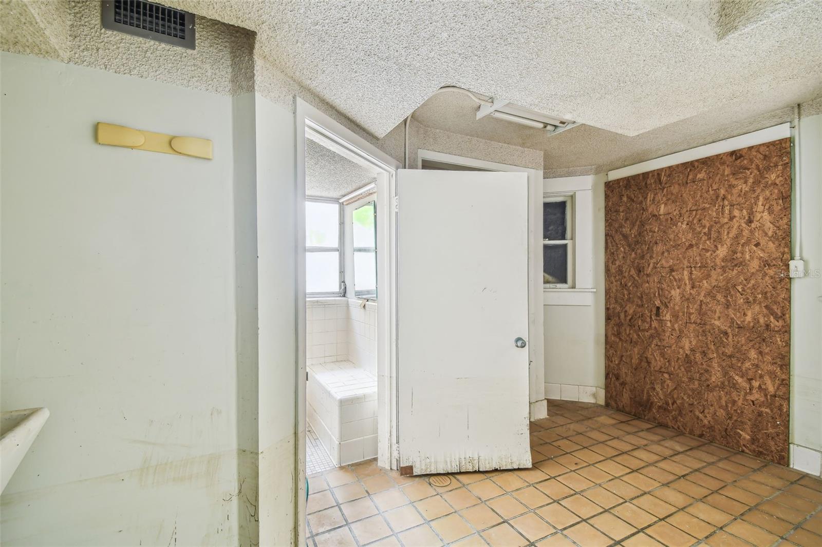 INDIAN ROCKS - Commercial Sale