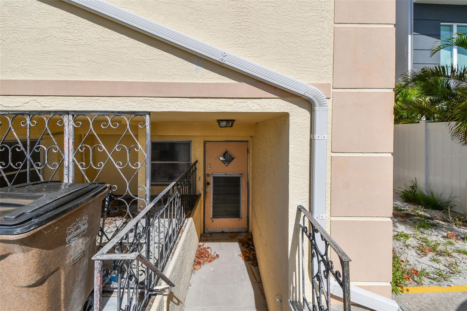 INDIAN ROCKS - Commercial Sale