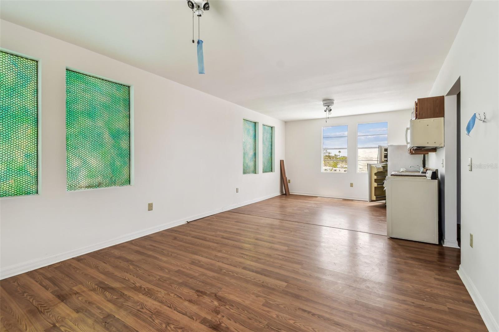 INDIAN ROCKS - Commercial Sale