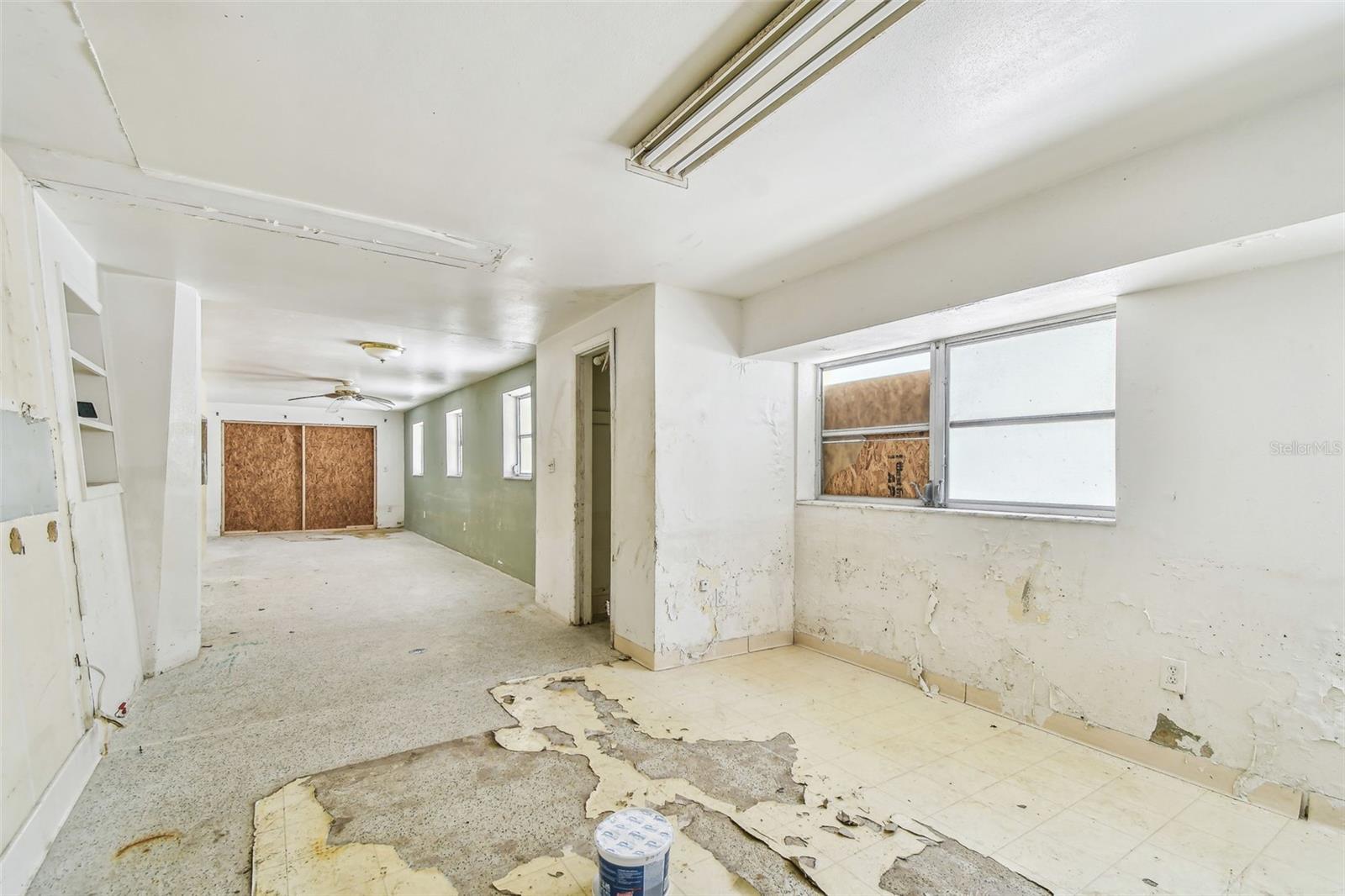 INDIAN ROCKS - Commercial Sale