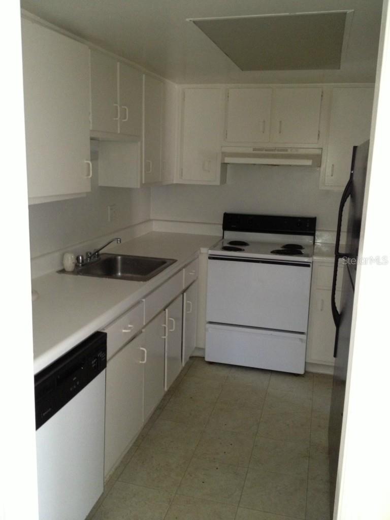 CARRINGTON PARK A CONDO - Residential Lease