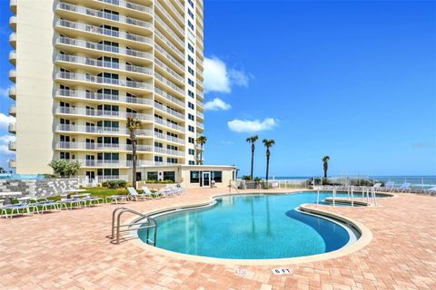 Condominium in DAYTONA BEACH FL 2545 ATLANTIC AVENUE 45.jpg