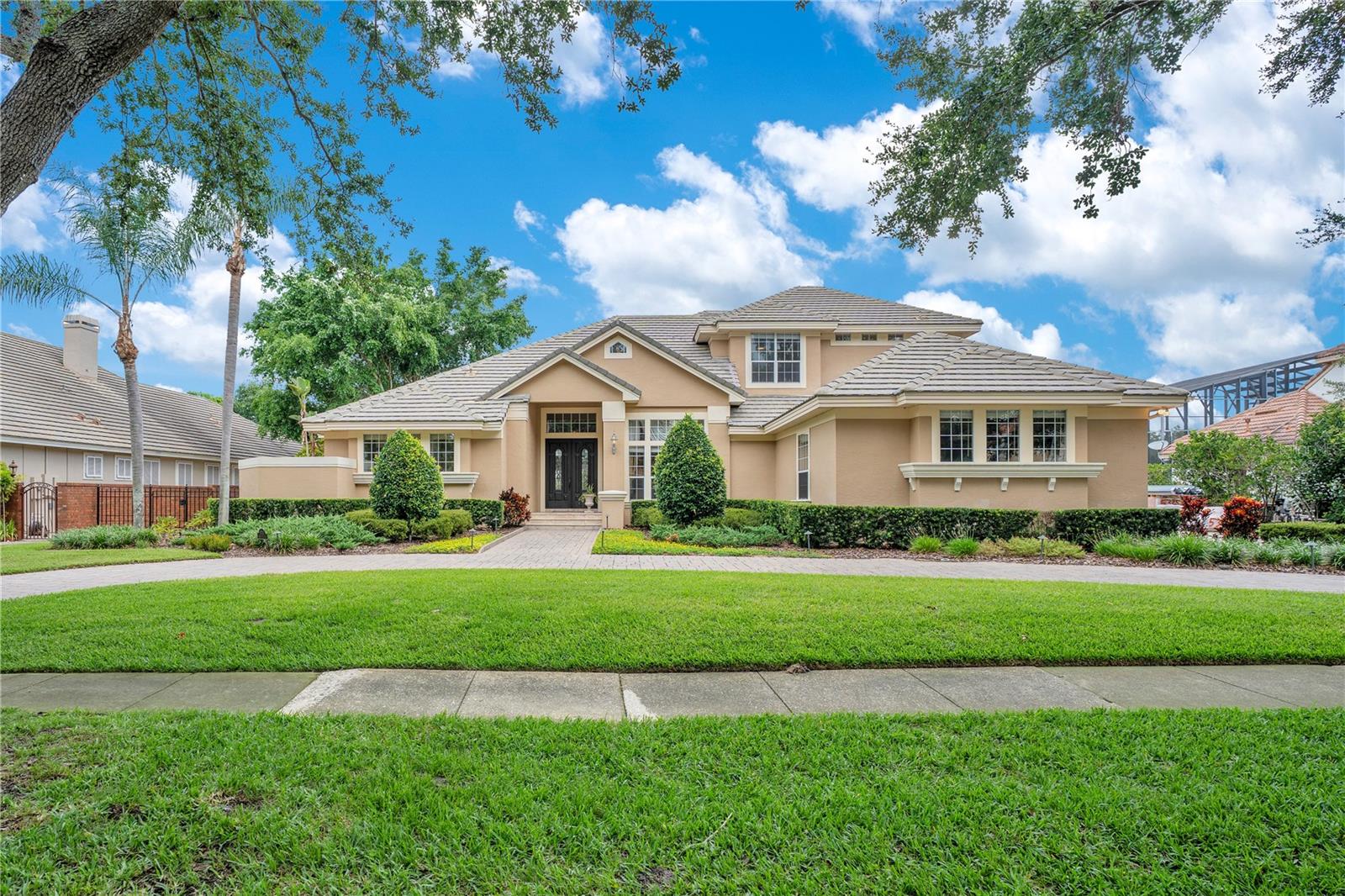 8719 SCENIC OAK COURT