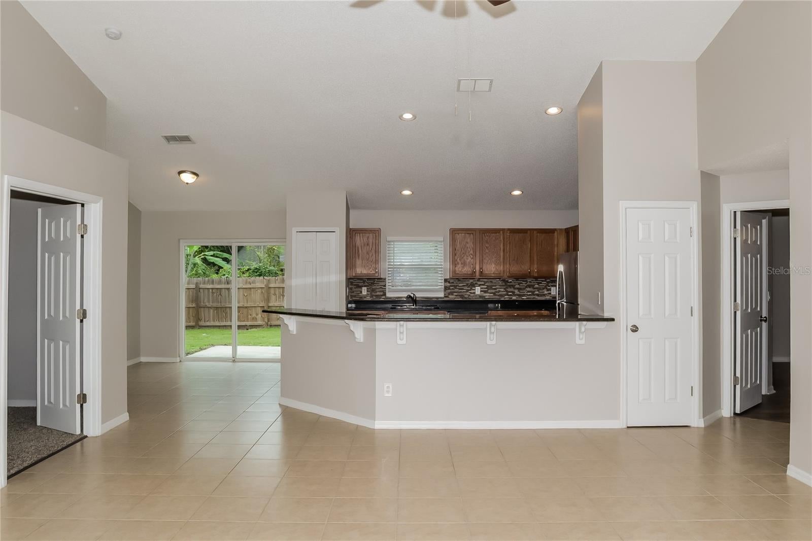 727 DEL RIO WAY