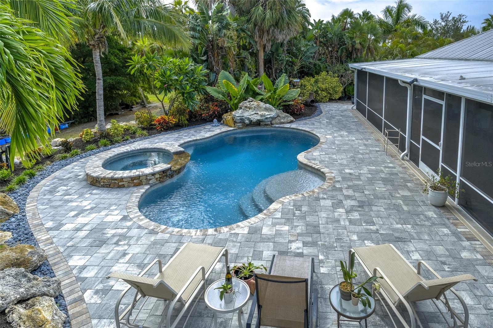 ACREAGE - Residential