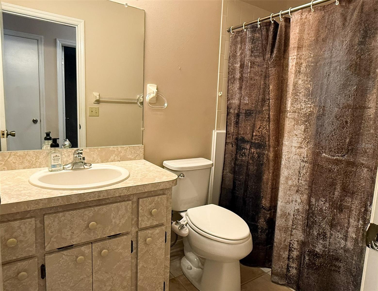 TRACY'S POINT - Residential