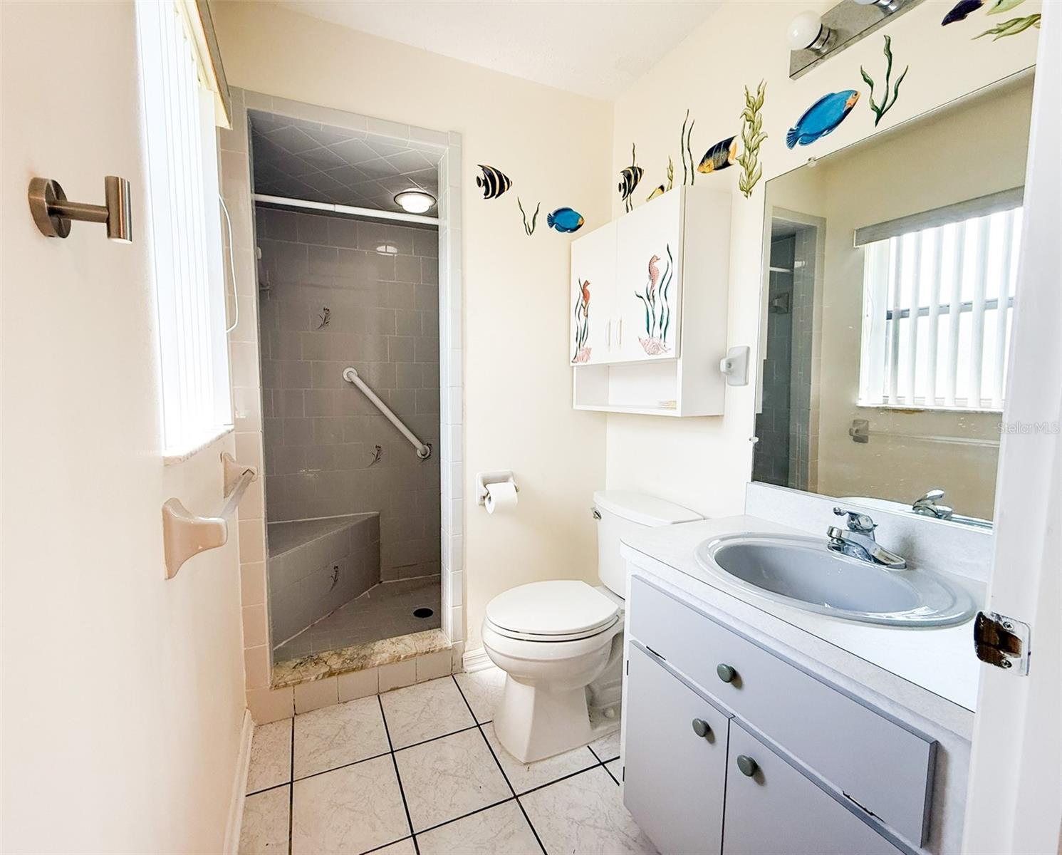 TRACY'S POINT - Residential