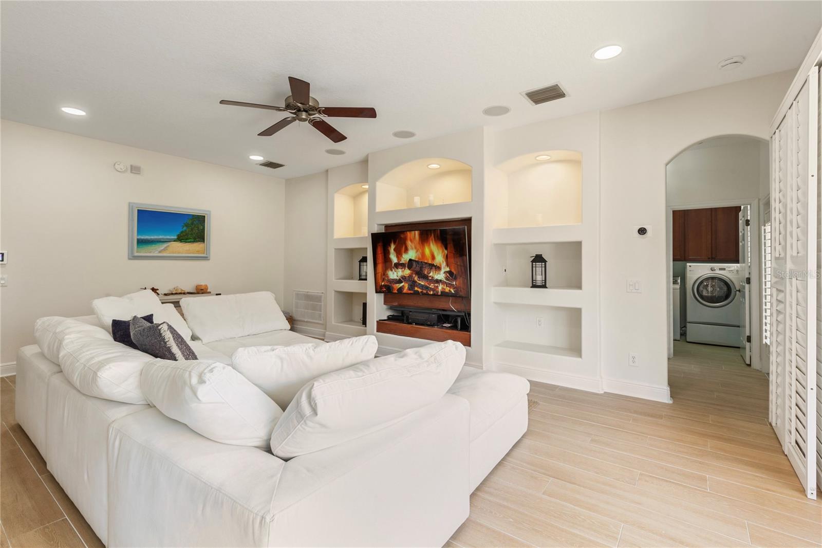 BALLANTRAE VILLAGE 05 - Residential