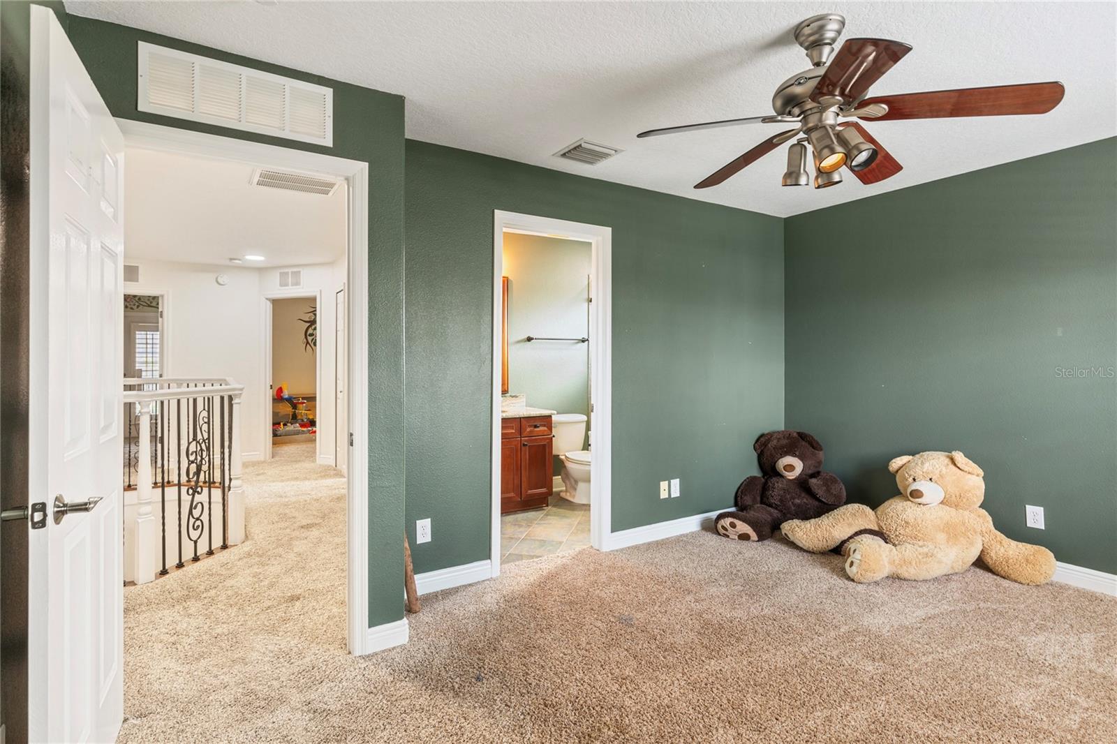 BALLANTRAE VILLAGE 05 - Residential