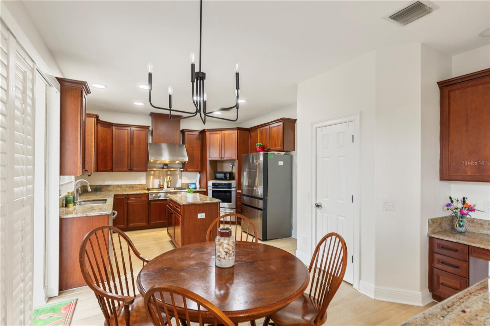 BALLANTRAE VILLAGE 05 - Residential