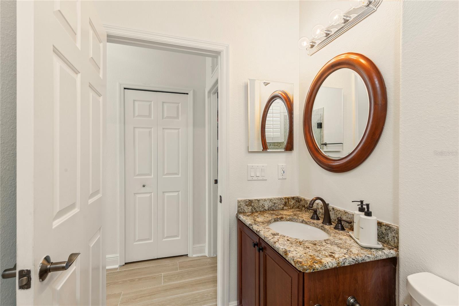 BALLANTRAE VILLAGE 05 - Residential