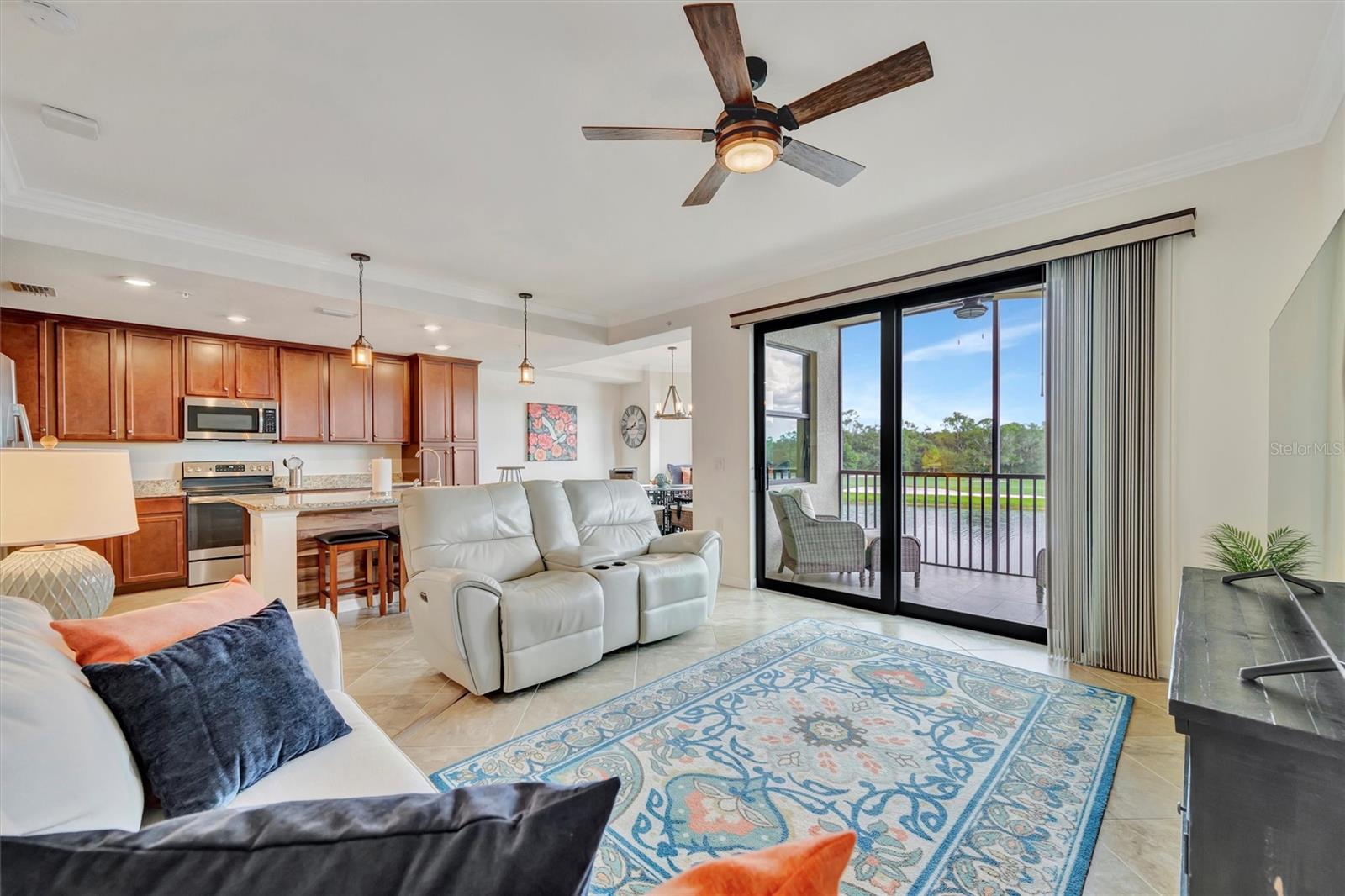 TERRACE III AT LAKEWOOD NATIONAL PH 3 - Residential Lease