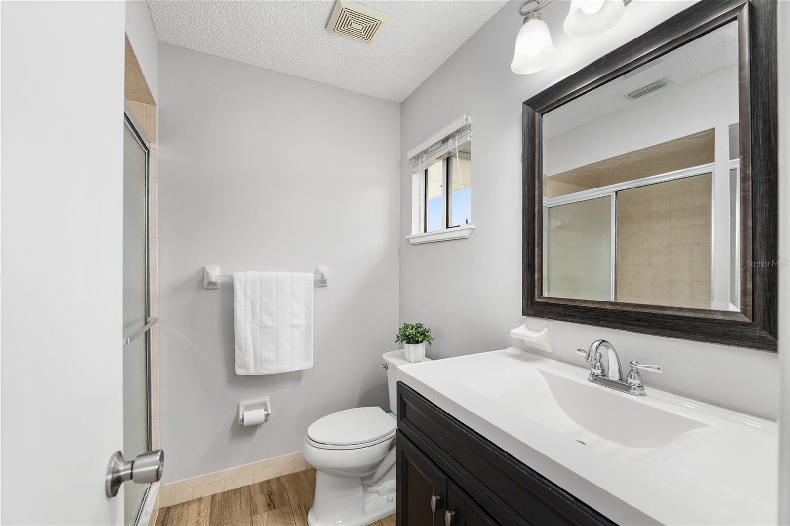 PALM CAY - Residential