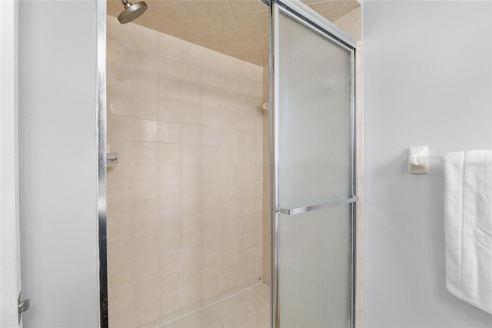 PALM CAY - Residential