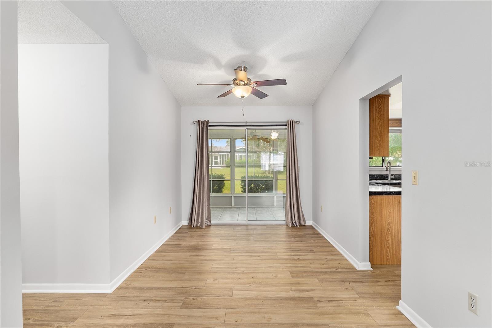 PALM CAY - Residential