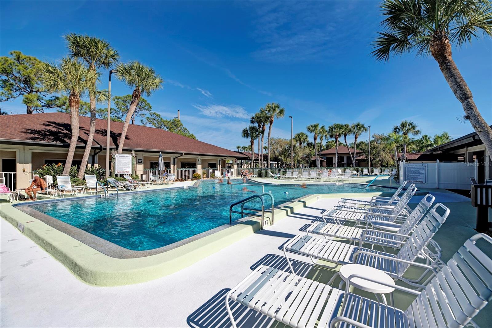 HARBOR ISLES I - Residential