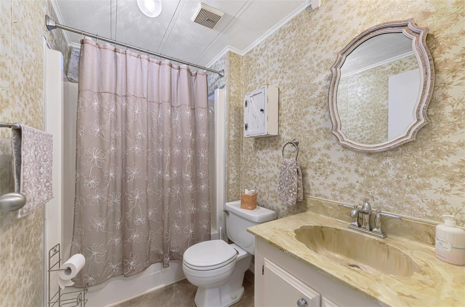 HARBOR ISLES I - Residential