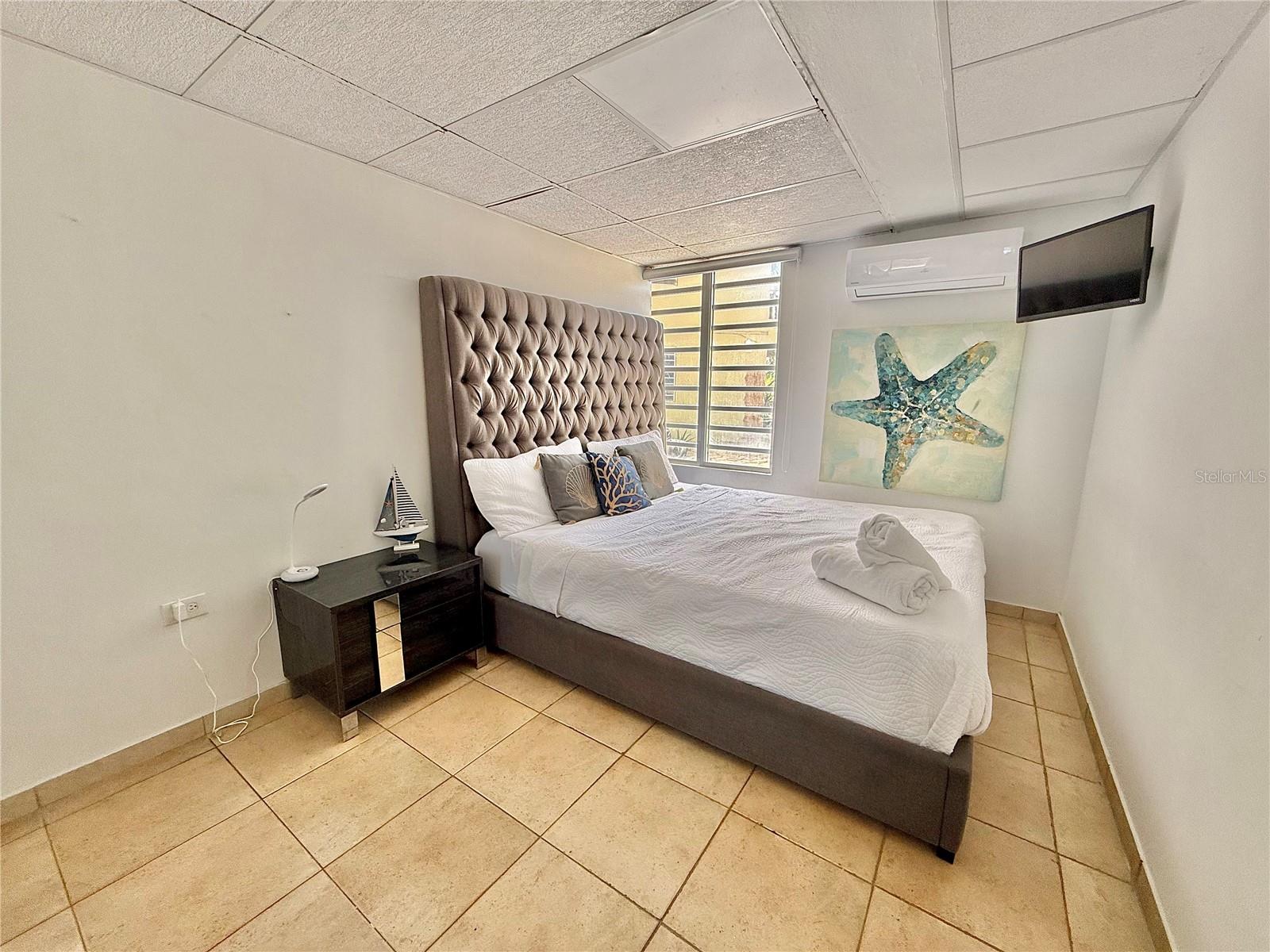 URB. LAS PALMAS - Residential