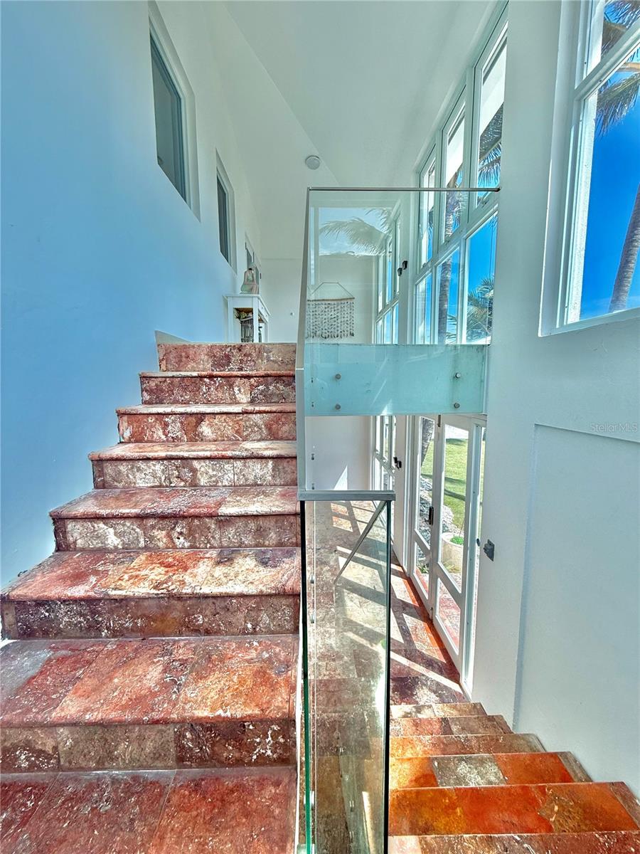 URB. LAS PALMAS - Residential