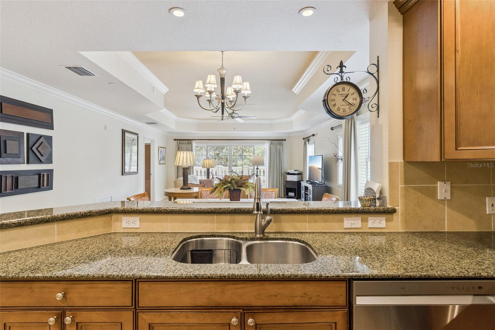 REUNION - Residential