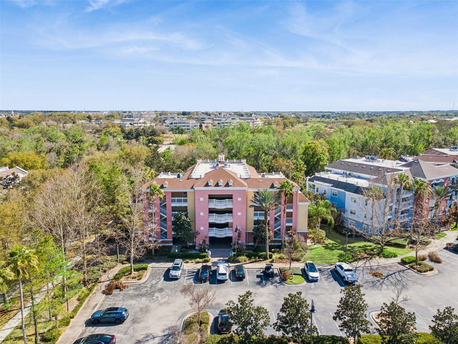 REUNION - Residential