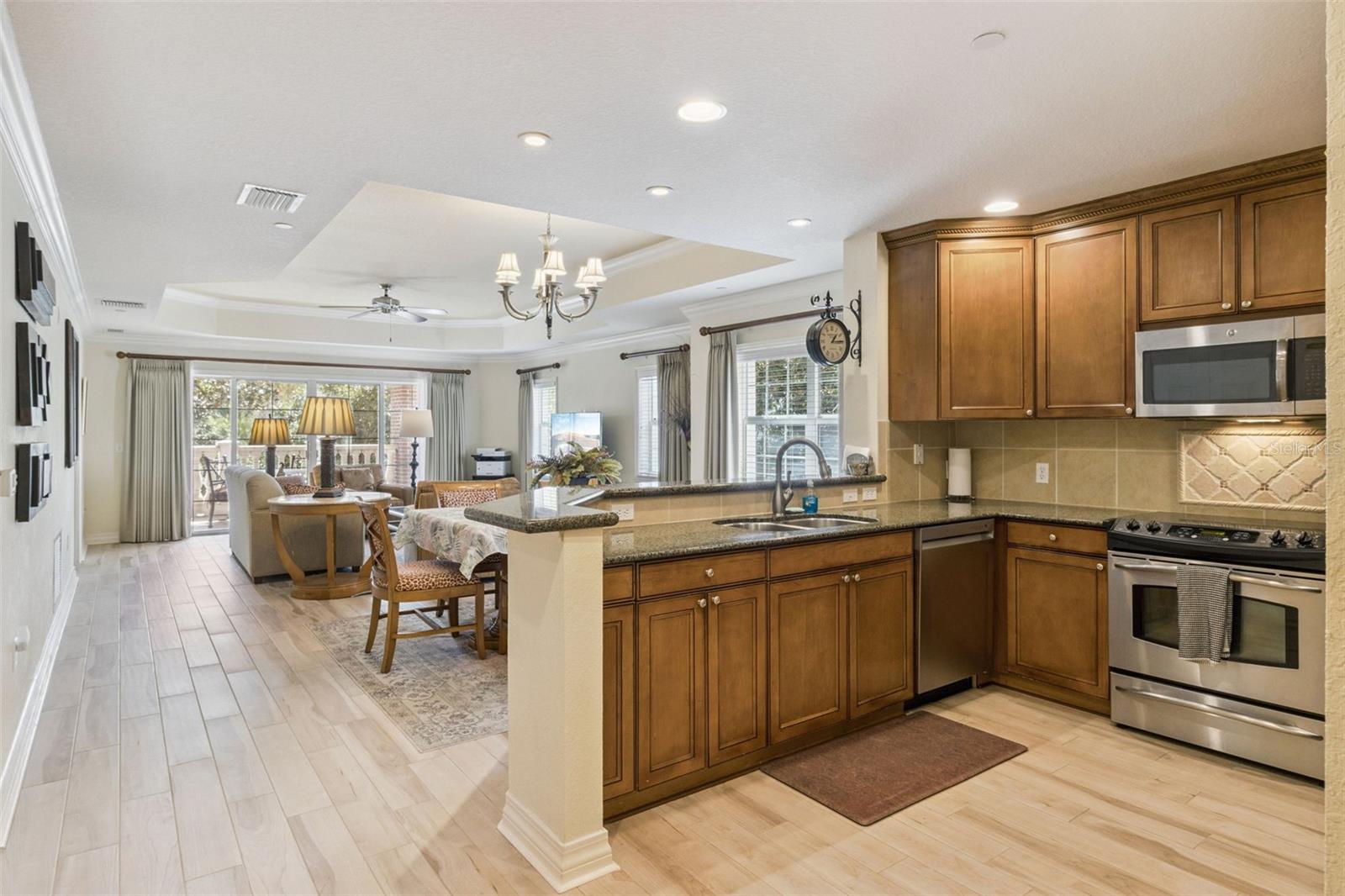 REUNION - Residential