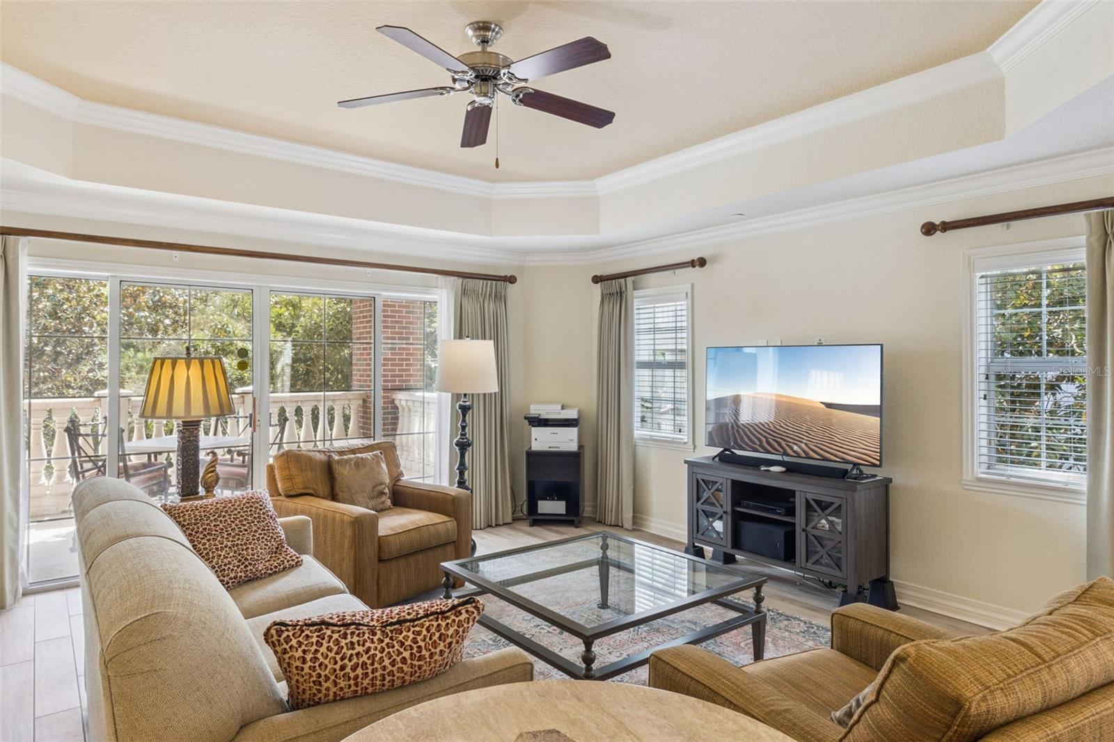 REUNION - Residential