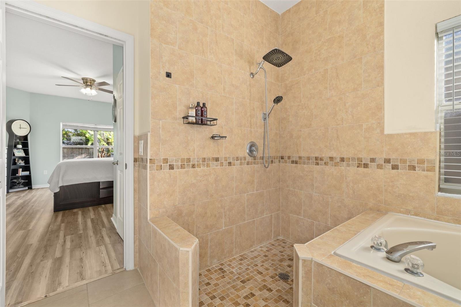 BELLALAGO - Residential