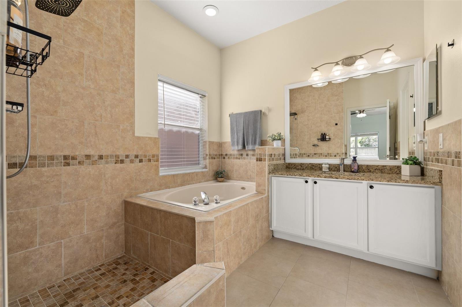 BELLALAGO - Residential