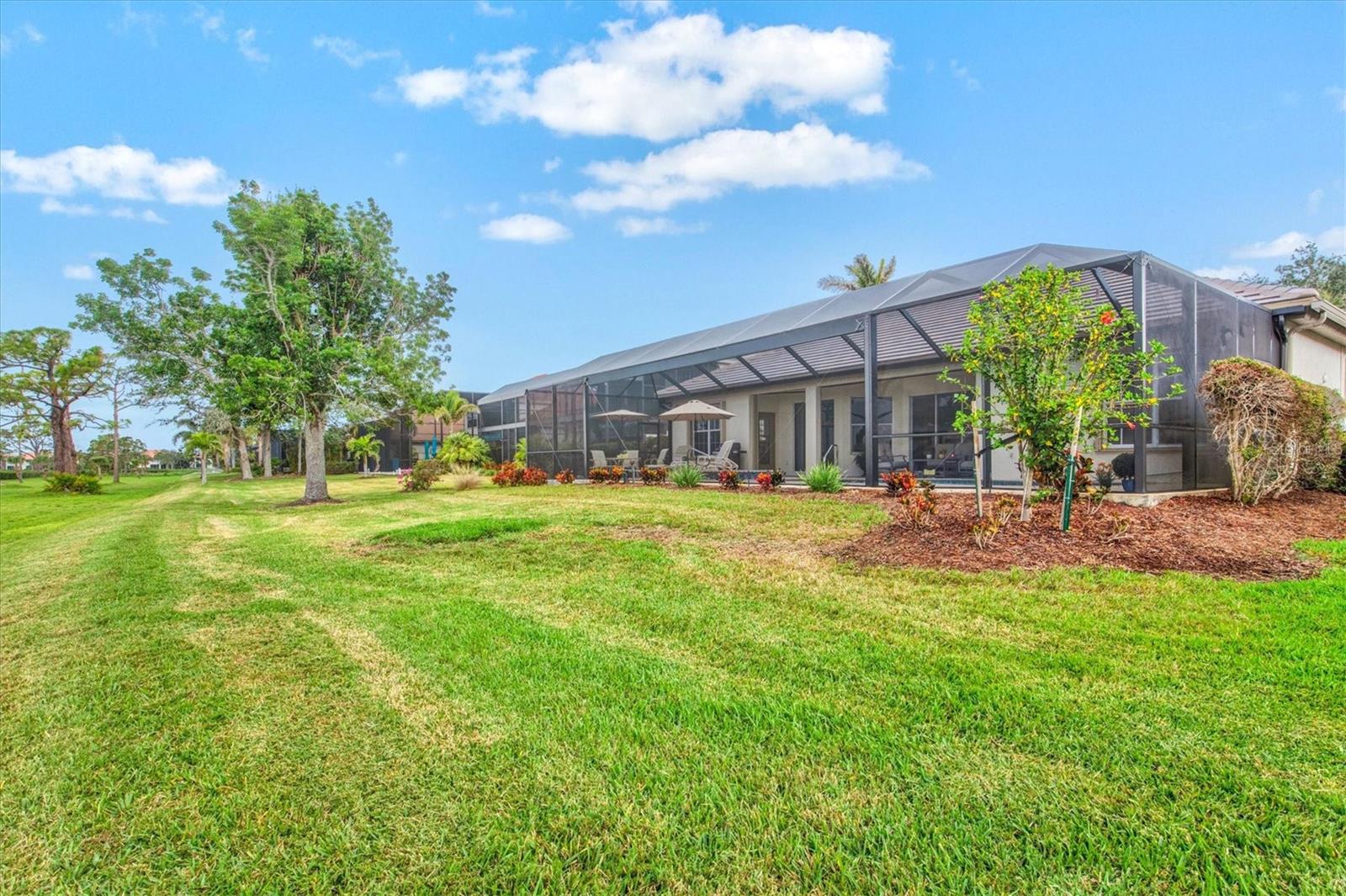 RIVERWOOD - Residential