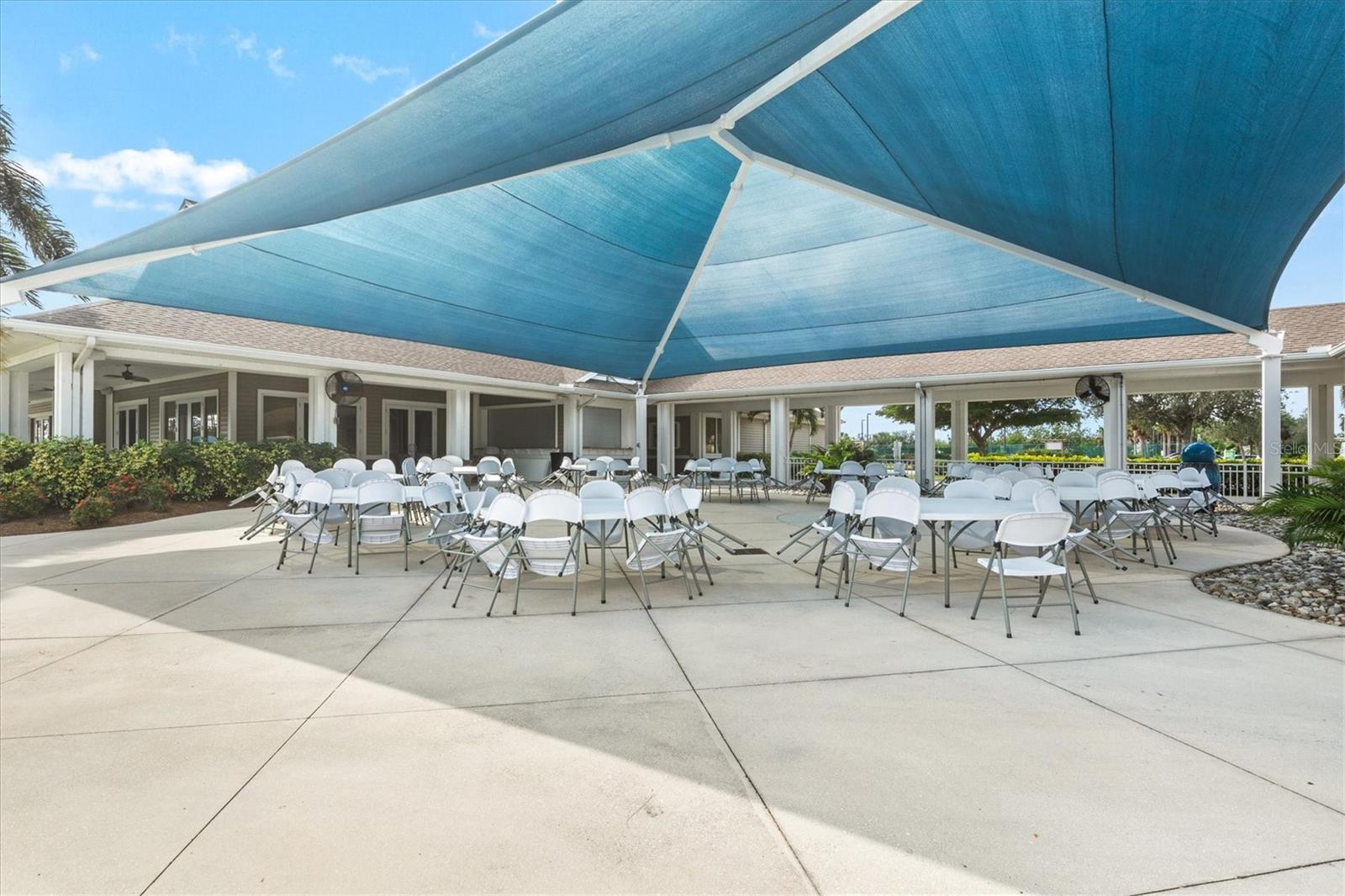 RIVERWOOD - Residential