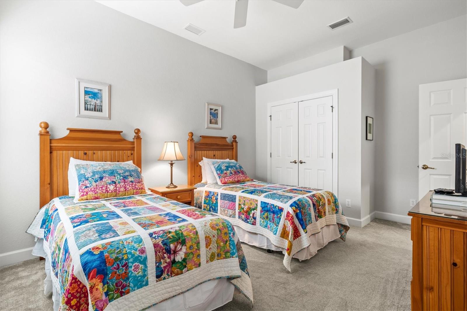 RIVERWOOD - Residential