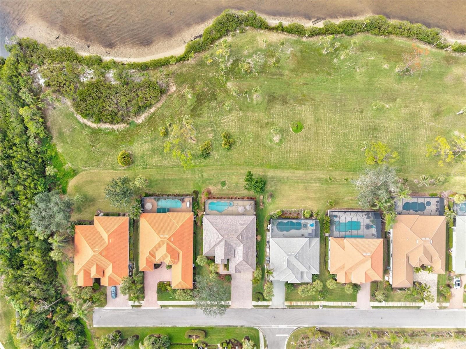 RIVERWOOD - Residential