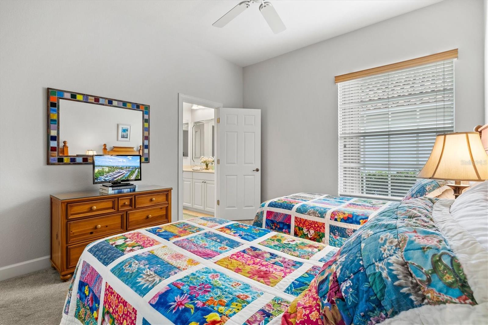 RIVERWOOD - Residential