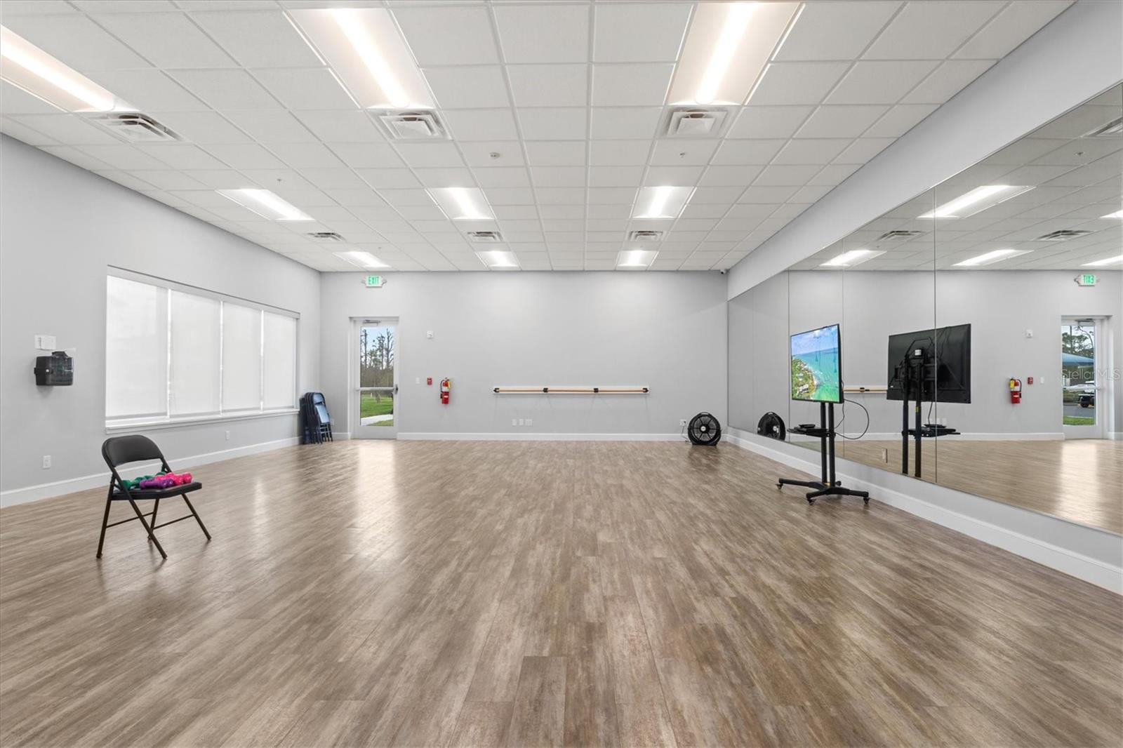 RIVERWOOD - Residential