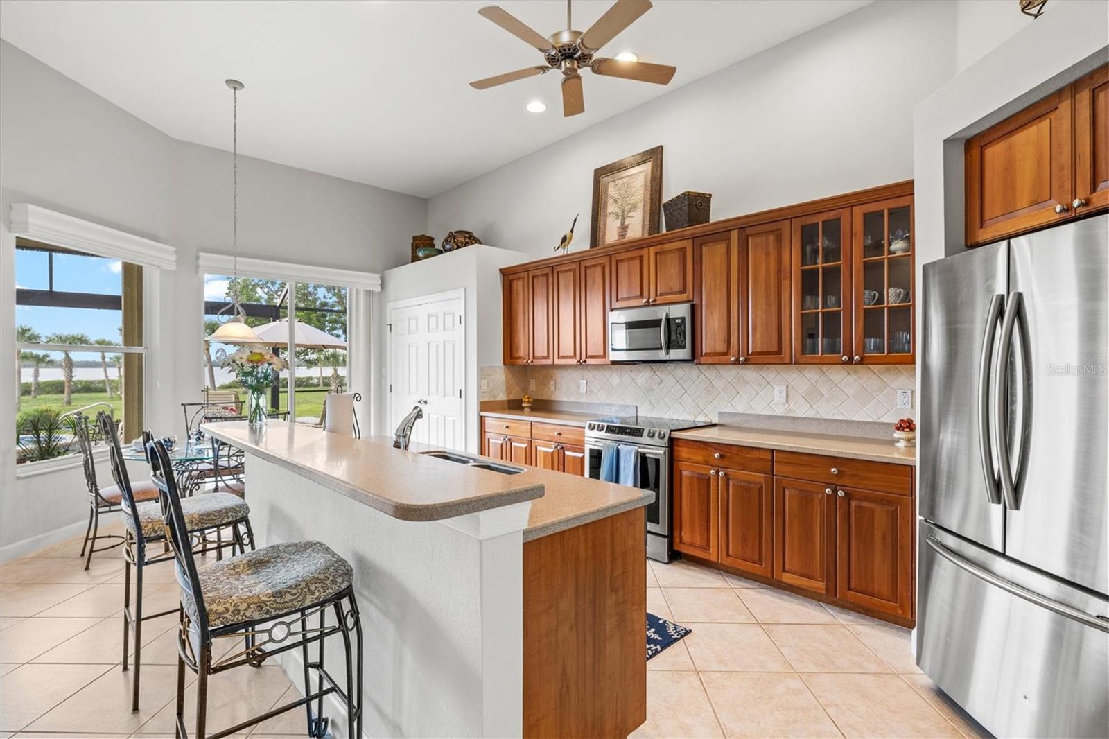 RIVERWOOD - Residential